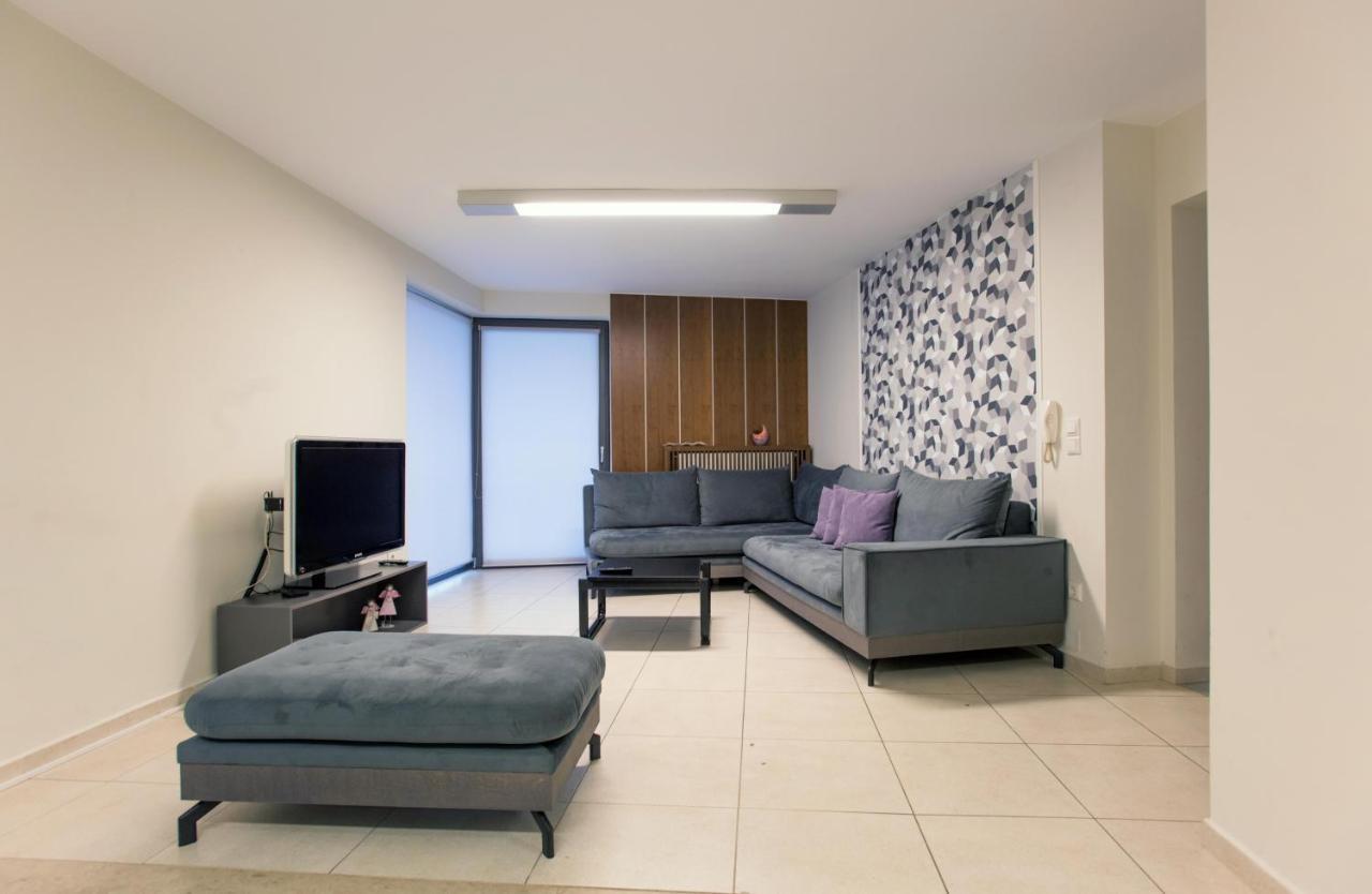 Spacious Fully Equipped 3Bd 2Bath Apt In The Heart Of City With Balconies Ac And Fast Wifi #1 Iraklio Eksteriør bilde