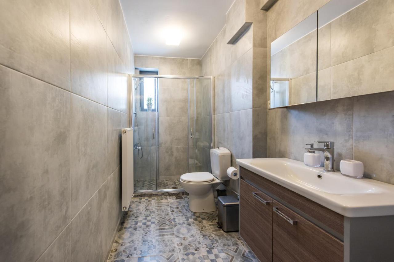 Spacious Fully Equipped 3Bd 2Bath Apt In The Heart Of City With Balconies Ac And Fast Wifi #1 Iraklio Eksteriør bilde